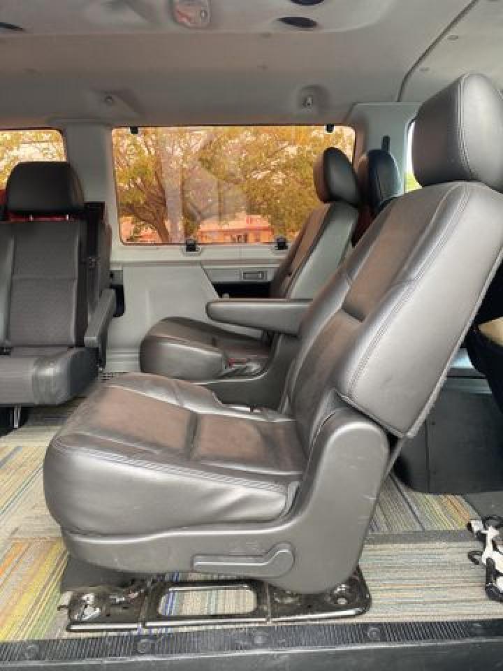 2009 Ford Econoline E350 Super Duty Wagon VIN: 1FBSS31L69DA71985 Lot: 56739612