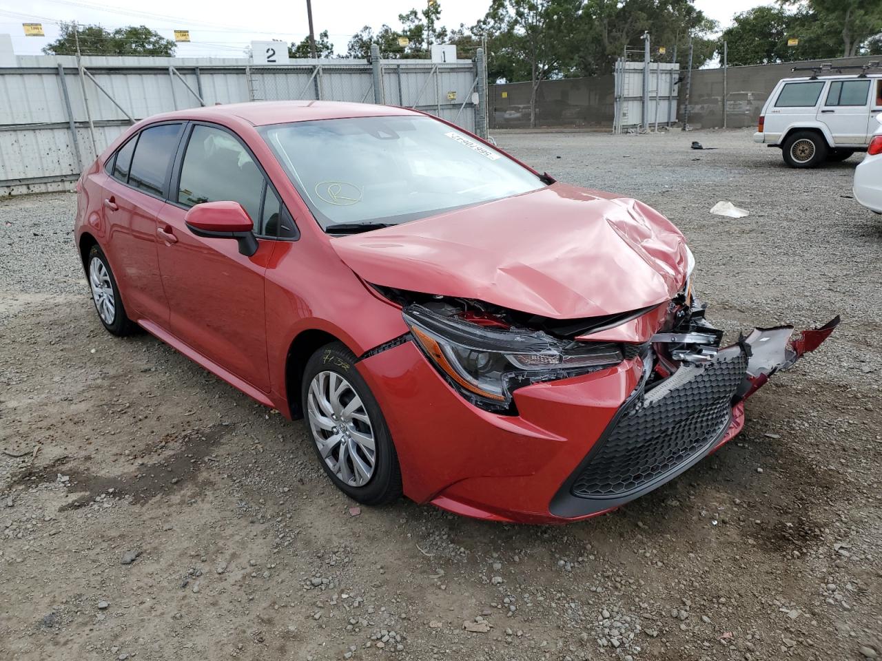 Toyota Corolla 2020 красная