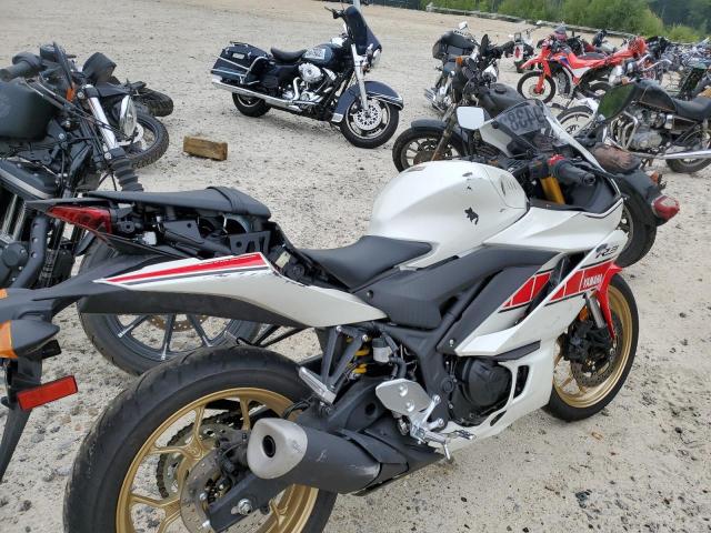 2022 YAMAHA YZFR3 A MH3RH18YXNK008992