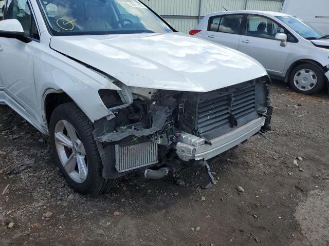 WA1AXAF78LD000667 Audi Q7 PREMIUM 9