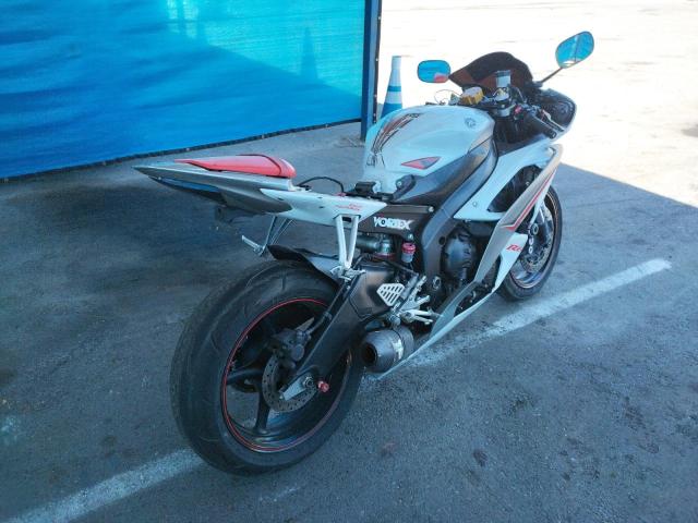 2009 YAMAHA YZFR6 C JYARJ16Y49A002229
