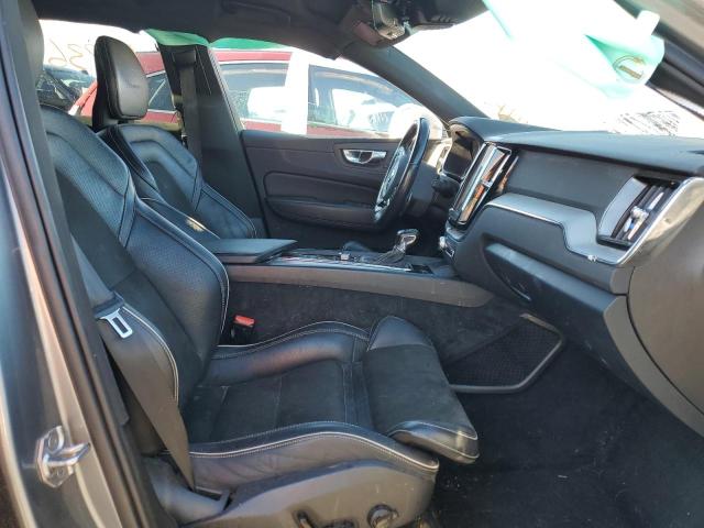 2019 VOLVO XC60 T5 R- LYV102RM5KB283796