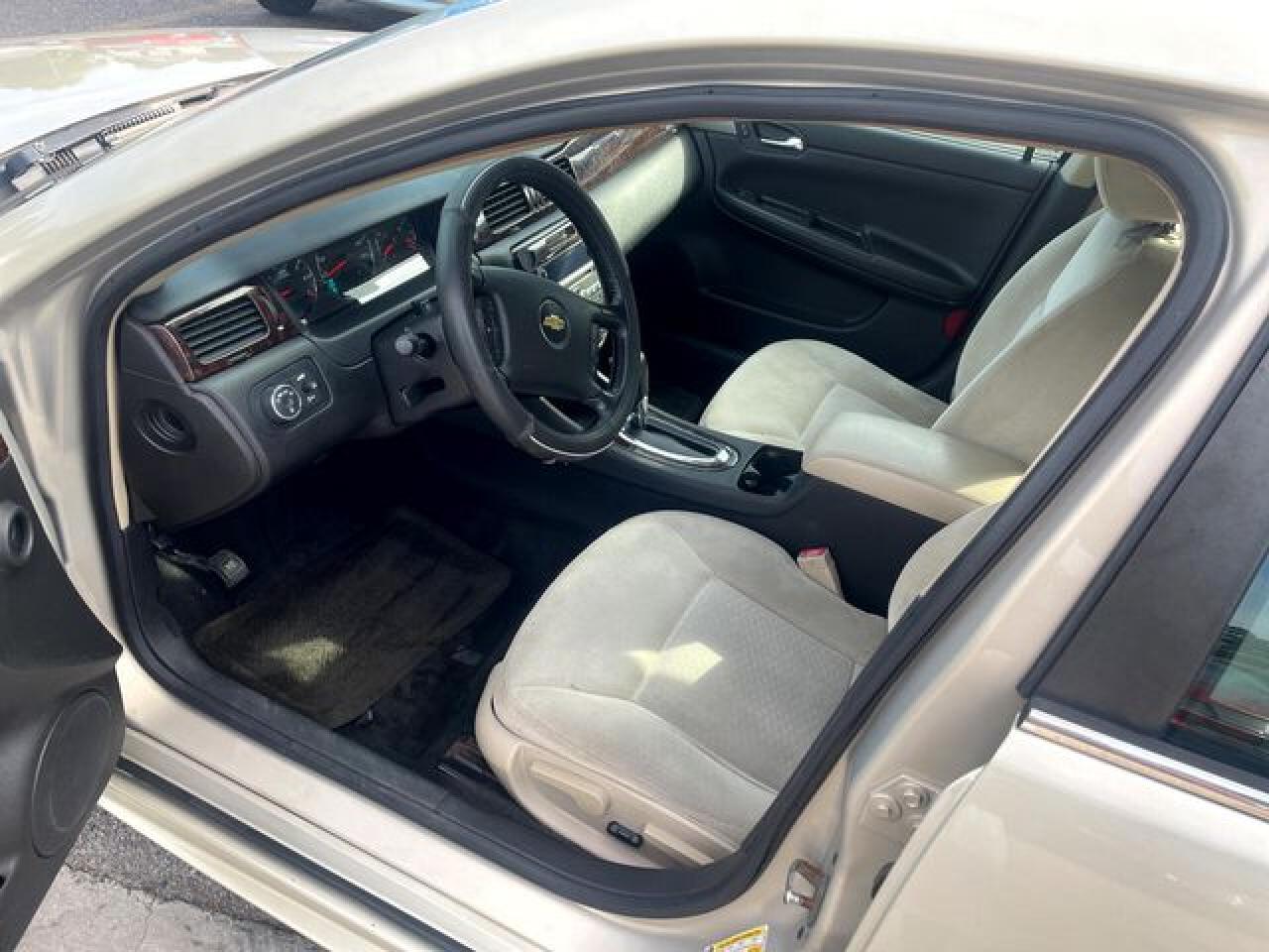 2012 Chevrolet Impala Lt VIN: 2G1WG5E33C1232888 Lot: 56885842