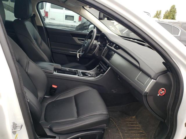 2017 JAGUAR XF SAJBR4BV9HCY33046