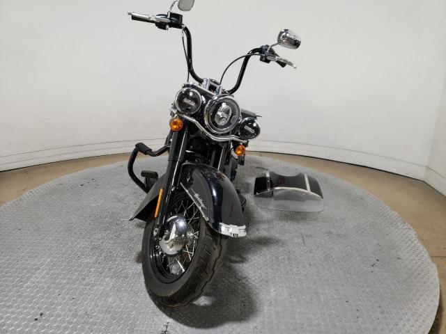 2019 HARLEY-DAVIDSON FLHC 1HD1YAJ19KC011153