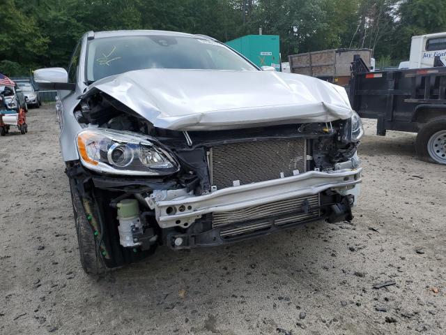 2017 VOLVO XC60 T6 IN YV449MRU5H2037997