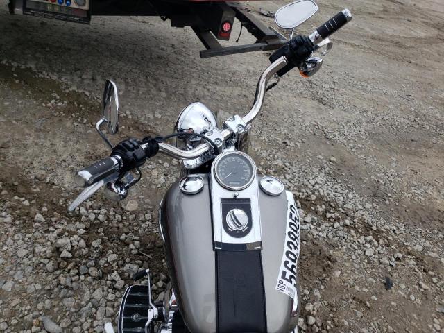 2016 HARLEY-DAVIDSON FLSTF FATB - 1HD1BXV19GC015662