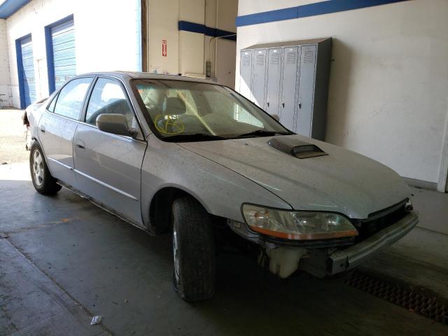 Salvage cars for sale from Copart Pasco, WA: 2001 Honda Accord EX