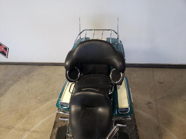 2009 HARLEY-DAVIDSON FLHTCU 1HD1FC4189Y689516