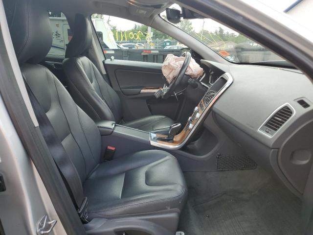 2017 VOLVO XC60 T6 IN YV449MRU5H2037997