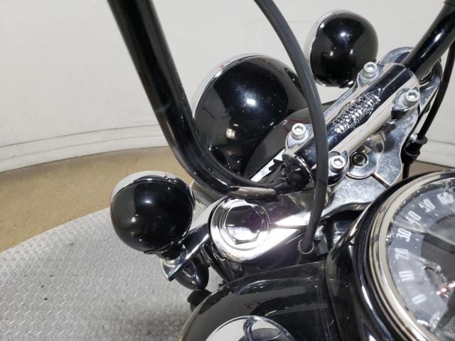 2019 HARLEY-DAVIDSON FLHC 1HD1YAJ19KC011153