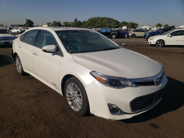 Salvage cars for sale from Copart Bakersfield, CA: 2013 Toyota Avalon Hybrid
