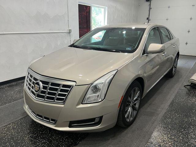 Седаны CADILLAC XTS 2014 Золотой