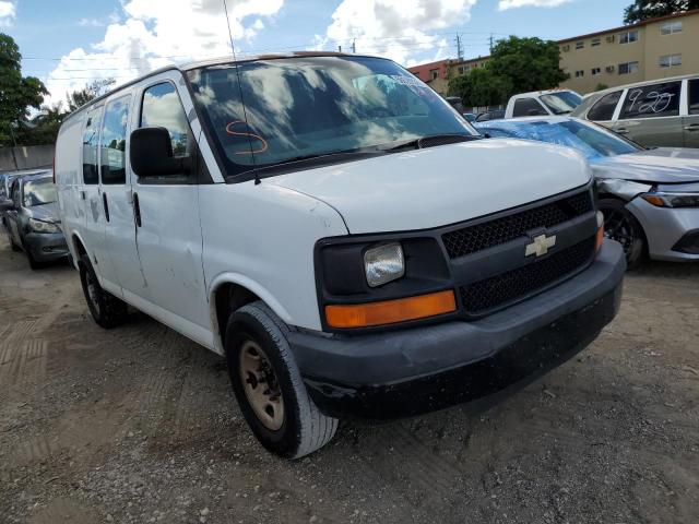 2007 Chevrolet Express G3 4.8L for Sale in Opa Locka, FL - Rear End