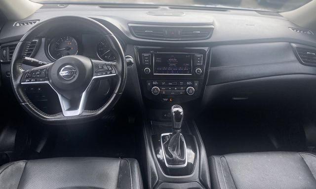  NISSAN ROGUE 2018 Синий