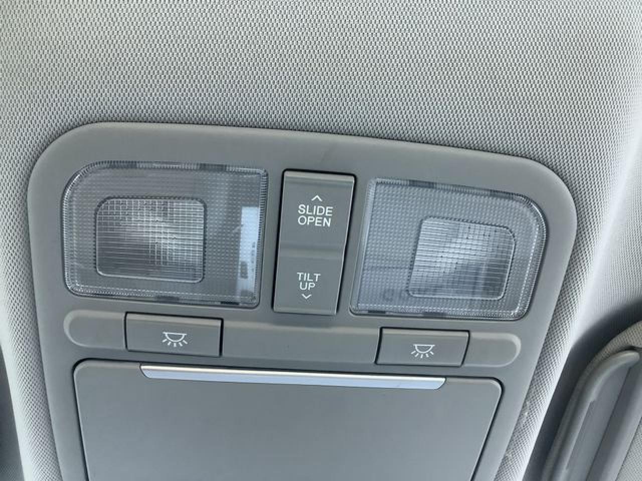 2006 Hyundai Azera Se VIN: KMHFC46F36A102766 Lot: 57242072
