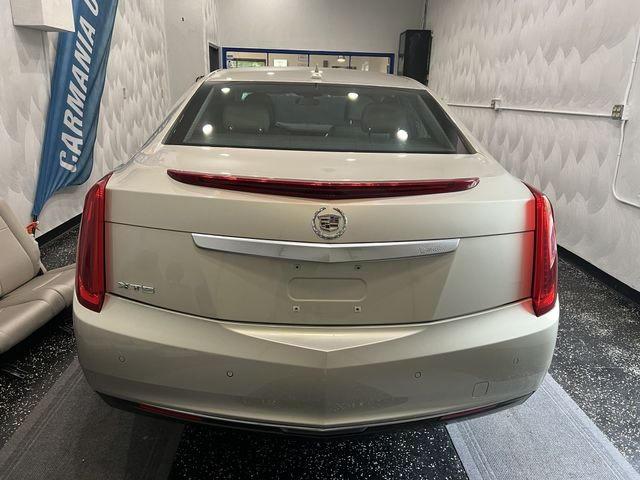 Седаны CADILLAC XTS 2014 Золотой