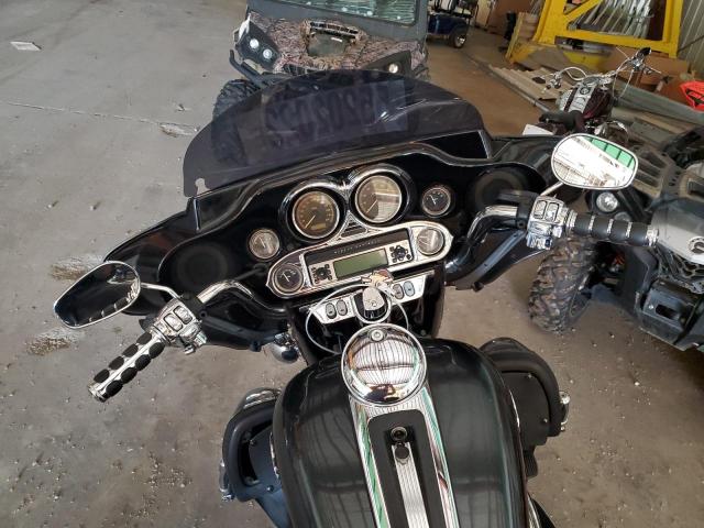 2009 HARLEY-DAVIDSON FLHTCU 1HD1FC4129Y631918