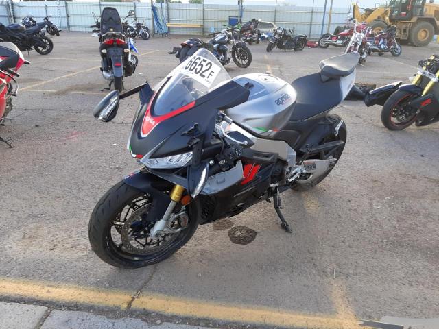 2021 APRILIA RSV4 1100 ZD4KYUA04MS000282