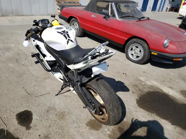 2016 YAMAHA YZFR6 C JYARJ16Y2GA010097