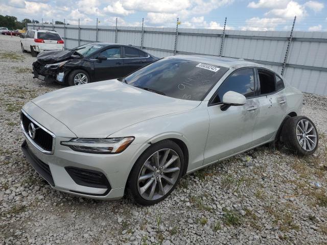 7JR102FK7LG030439 Volvo S60 T5 Momentum