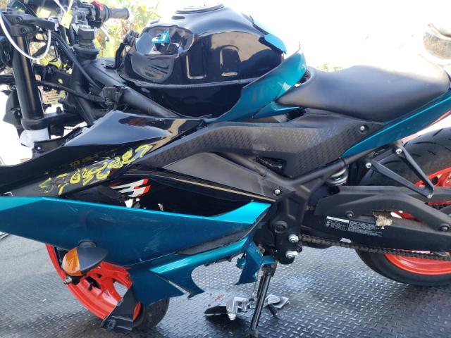 2021 YAMAHA YZFR3 A MH3RH18Y2MK007253