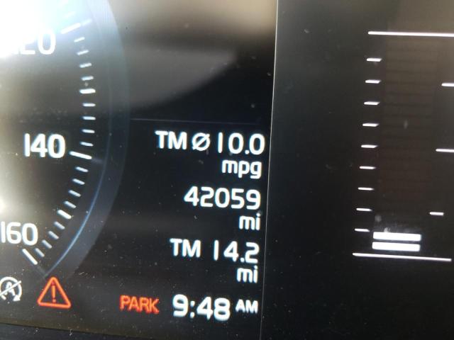 2018 VOLVO XC60 T5 LYV102RK3JB100814