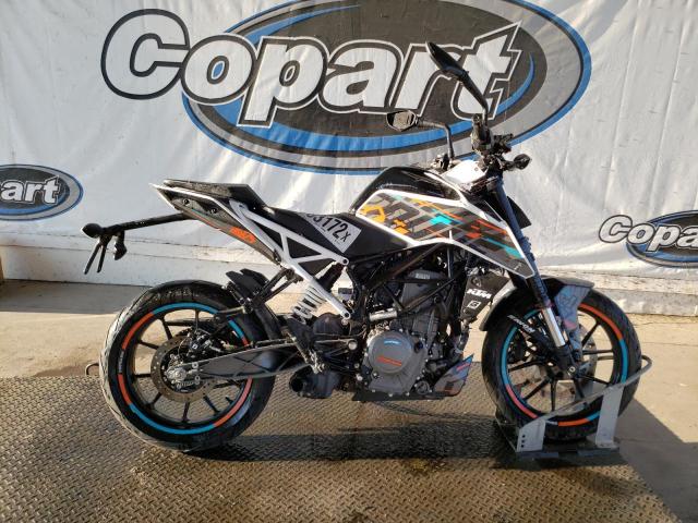 2021 KTM 390 DUKE MD2JPJ40XMC246911