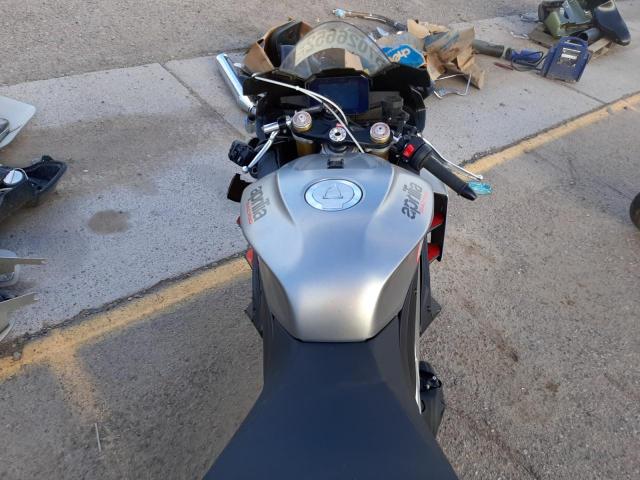 2021 APRILIA RSV4 1100 ZD4KYUA04MS000282