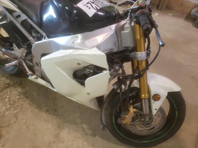 2004 KAWASAKI ZX636 B1 JKBZXJB184A025281