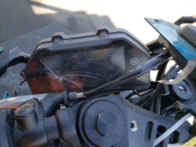 2021 YAMAHA YZFR3 A MH3RH18Y2MK007253