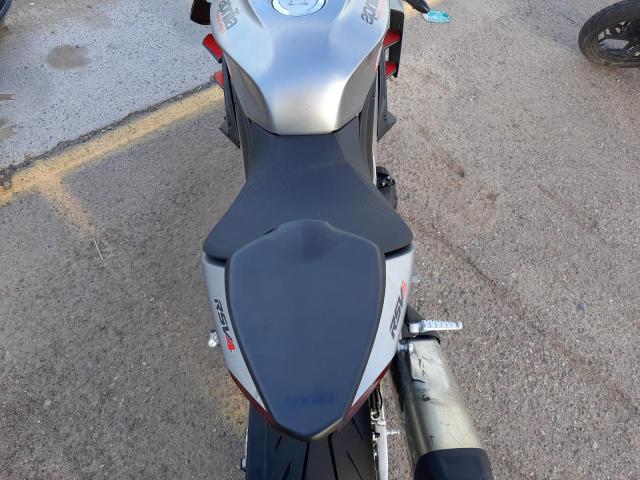 2021 APRILIA RSV4 1100 ZD4KYUA04MS000282