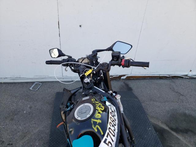 2021 YAMAHA YZFR3 A MH3RH18Y2MK007253