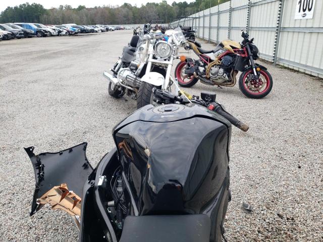 2022 SUZUKI GSX1300 RR JS1EJ11B3N7100241