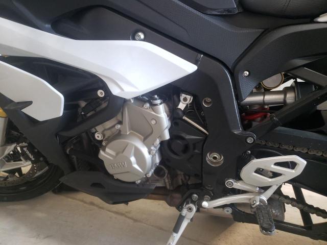 2016 BMW S 1000 XR WB10D1301GZ461801