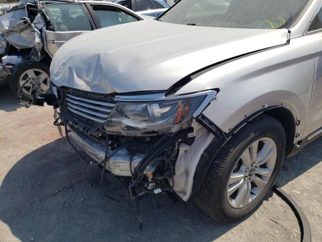 2017 LINCOLN MKX PREMIE 2LMPJ6JR4HBL43447