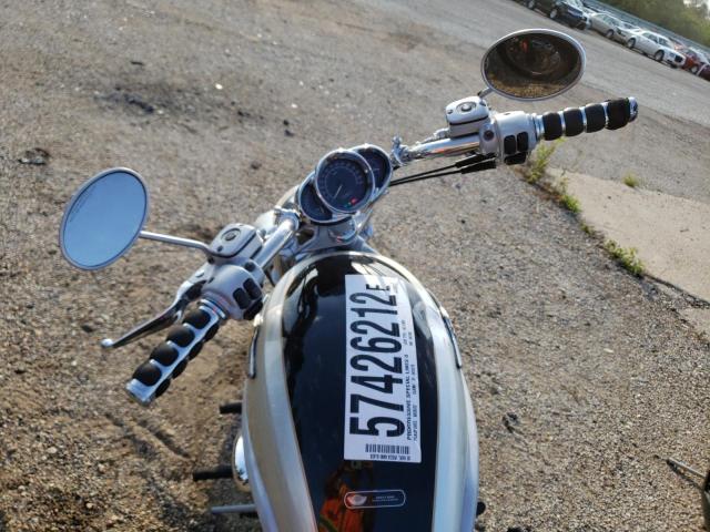 Harley Davidson VRSCA 2003