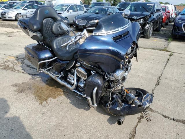 Salvage cars for sale from Copart Wheeling, IL: 2018 Harley-Davidson Flhtkse 11
