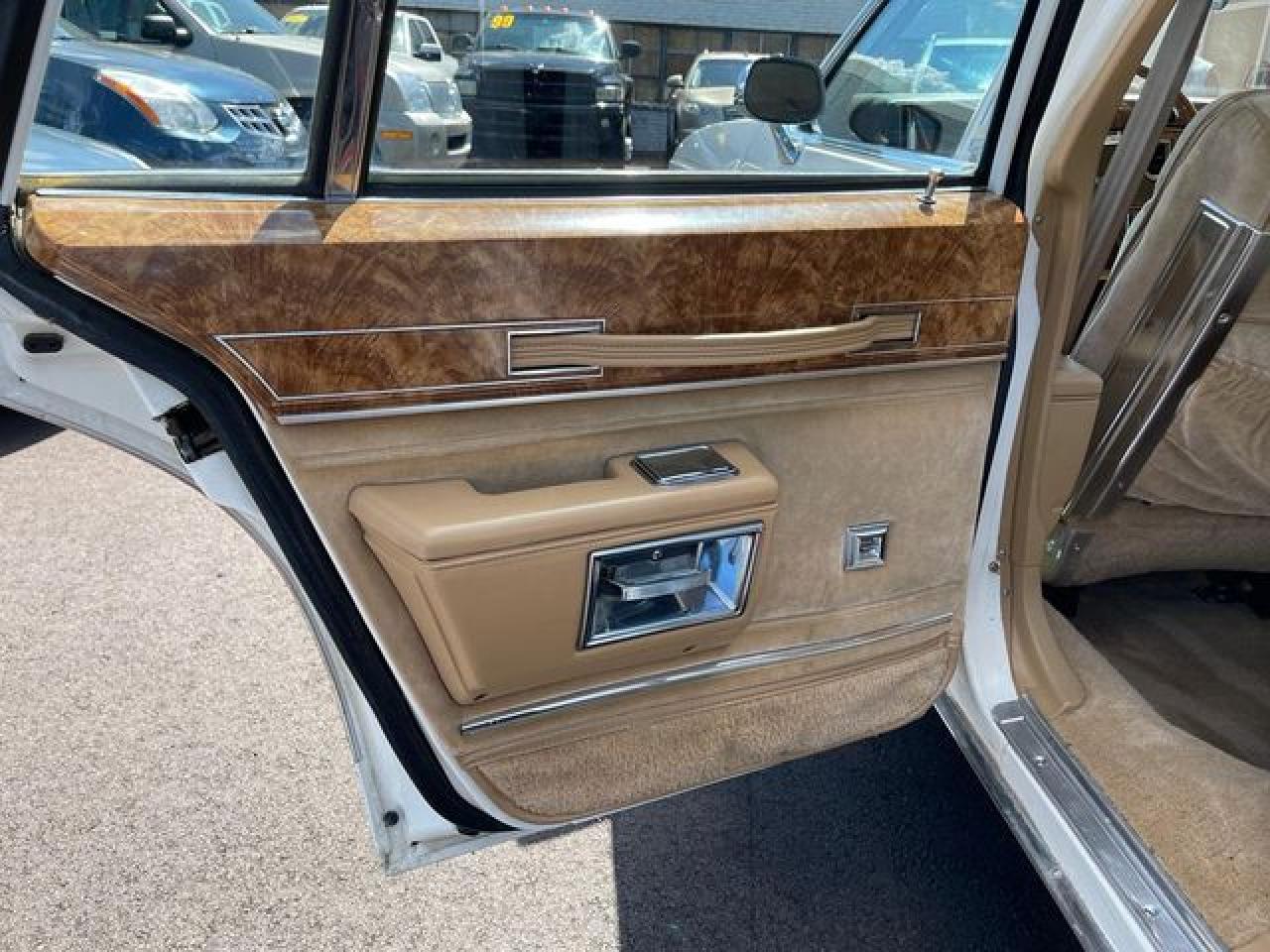 1985 Buick Lesabre Limited VIN: 1G4BP69Y2FX458926 Lot: 57716422