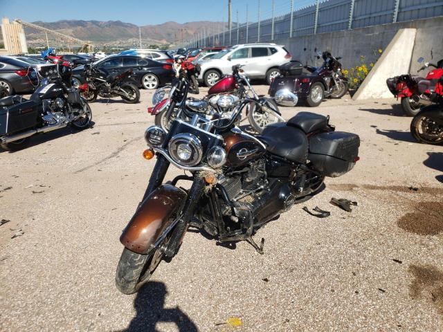 2019 HARLEY-DAVIDSON FLHCS 1HD1YBK26KB068025