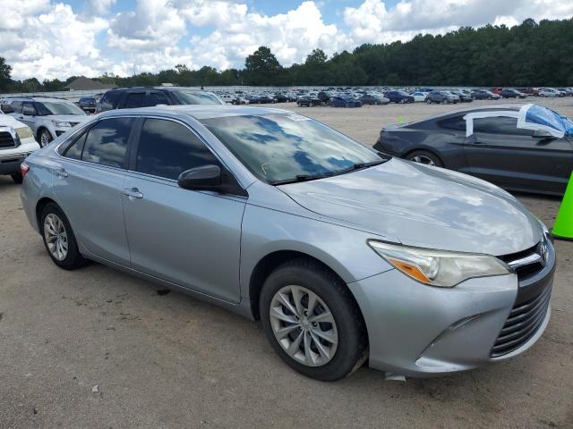 Salvage cars for sale from Copart Florence, MS: 2015 Toyota Camry LE