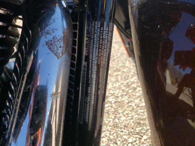 2019 HARLEY-DAVIDSON FLHCS 1HD1YBK26KB068025