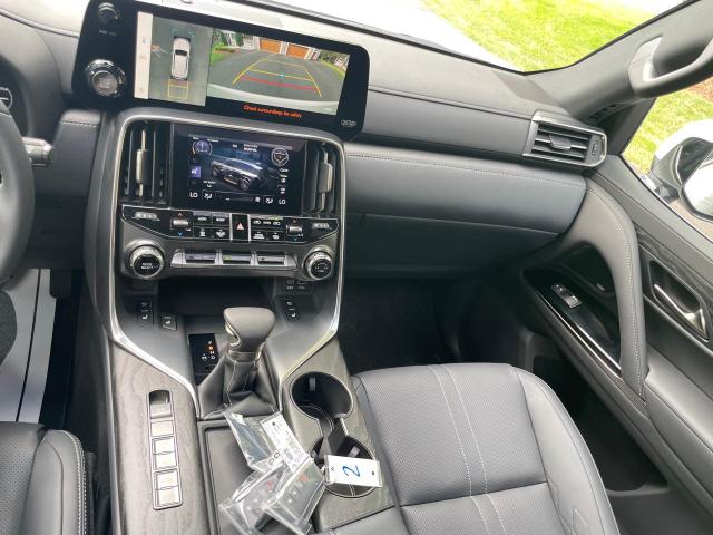 2022 LEXUS LX 600 ULT JTJLBACX2N4008765