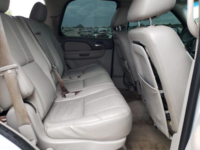 VIN: 1GNSKBE04BR212378 Auction: COPART Lot: 57543292 Location: OK - OKLAHOMA CITY 1GNSKBE04BR212378 CHEVROLET TAHOE 2011 WHITE Photo 6