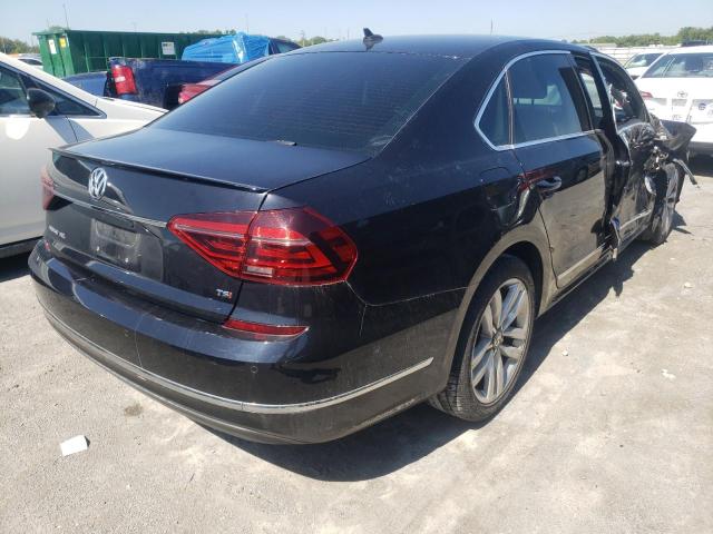 2017 VOLKSWAGEN PASSAT SEL - 1VWCT7A38HC063117