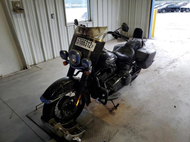 2018 HARLEY-DAVIDSON FLHCS HERI 1HD1YBK15JC084975