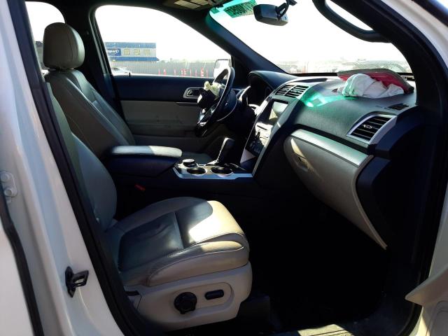 VIN: 1FMHK8D8XCGA41139 Auction: COPART Lot: 57740092 Location: NE - LINCOLN 1FMHK8D8XCGA41139 FORD EXPLORER 2012 WHITE Photo 5