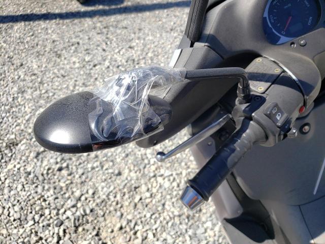 2004 APRILIA SCARABEO 5 ZD4RTC0004S000451