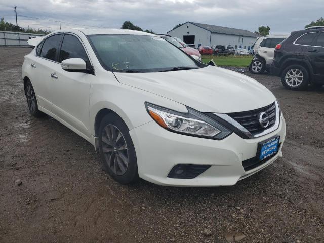 Salvage cars for sale from Copart Columbia Station, OH: 2016 Nissan Altima 2.5