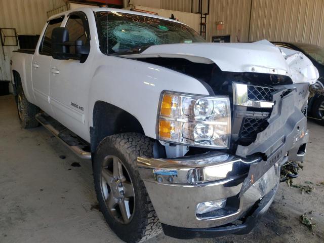 Salvage cars for sale from Copart Lyman, ME: 2011 Chevrolet Silverado